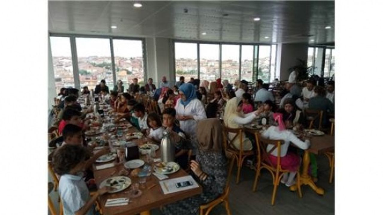 Üsküdar Belediyesi Suriyeli Yetim Çocukları Misafir Etti
