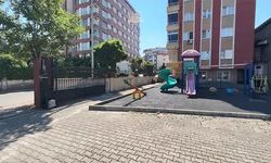 Çekmeköy'de demir kapının üzerine düştüğü 10 yaşındaki Eymen vefat etti