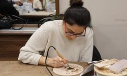 Ümraniye'de Ahşap Yakma  Sanatına Yoğun İlgi Gösterildi.