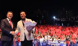ÇEKMEKÖY’DE ZAFER BAYRAMI’NIN 104. YILI COŞKUYLA KUTLANDI