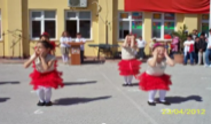 Çekmeköy Nükte Sözen İlk Öğretim Okulu 23 Nisan Eğlencesi