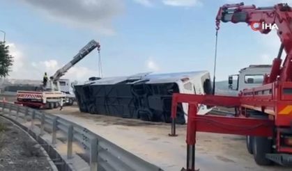 Kuzey Marmara Otoyolu'nda yolcu otobüsü devrildi: 4 ölü, 26 yaralı