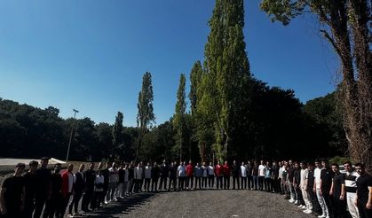 Çekmeköy'de Ülkü Ocakları'ndan Doğa Yürüyüşü Etkinliği