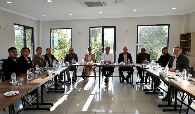 Çekmeköy Kent Konseyi Orhan Çerkez İle İstişare Toplantısı Yaptı