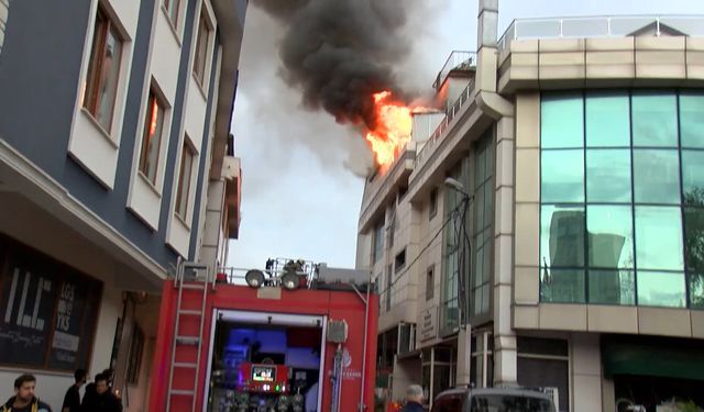 Ataşehir'de otelde yangın; 9 kişi kurtarıldı