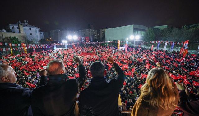 CHP Genel Başkanı Özgür Özel Çekmeköy'den Seslendi