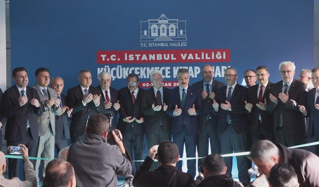 İstanbul - Vali Gül: Kitap fuarını 39 ilçemizde hemşerilerimizle buluşturacağız