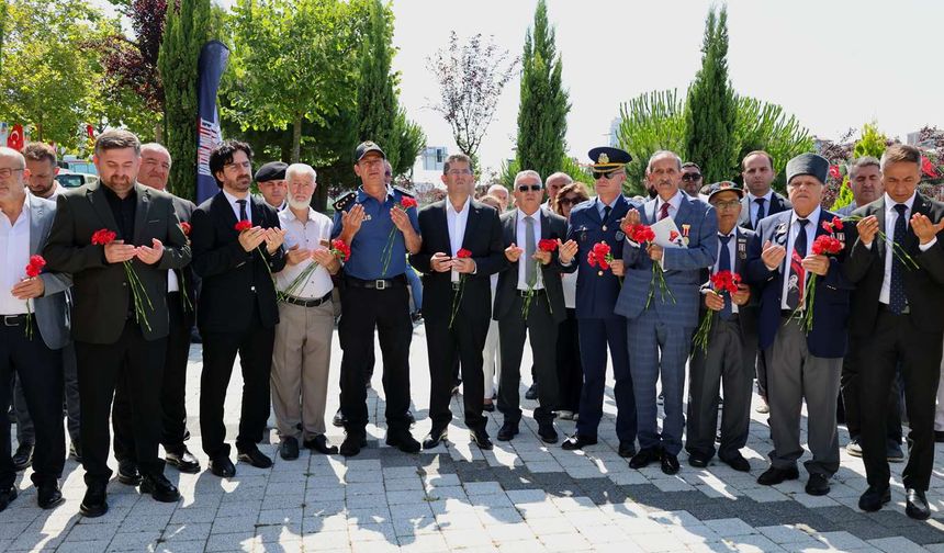 Çekmeköy’de de Milletin Kahramanlık Destanı Dualarla Anıldı