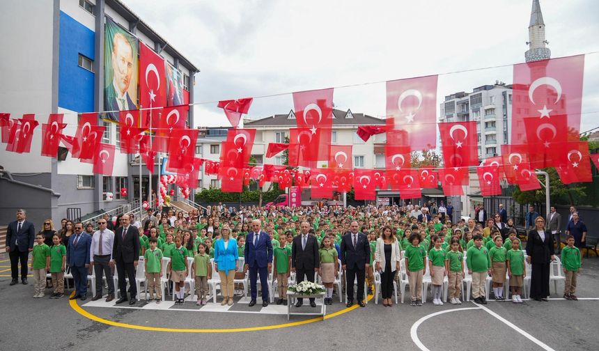 Yeni Öğretimi Döneminin İlk Ders Zili Çaldı