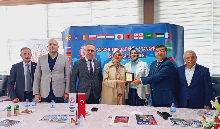 Türkiye Yüzyılı Buluşmaları Çekmeköy’de ASİAD’da Gerçekleştirildi