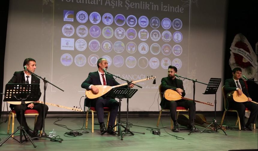 Çekmeköy’de Aşık Şenlik Anma Programına Yoğun İlgi