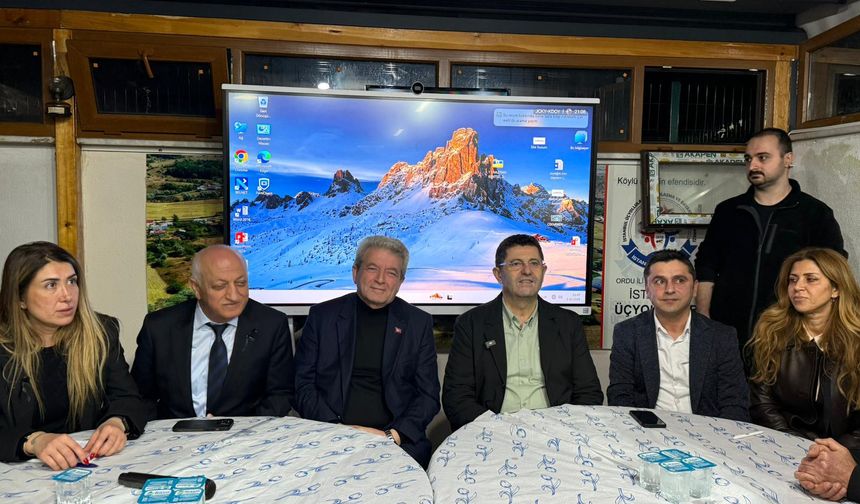 İstanbul Üçyollullar Derneği'nde Kuran-ı Kerim Tilaveti