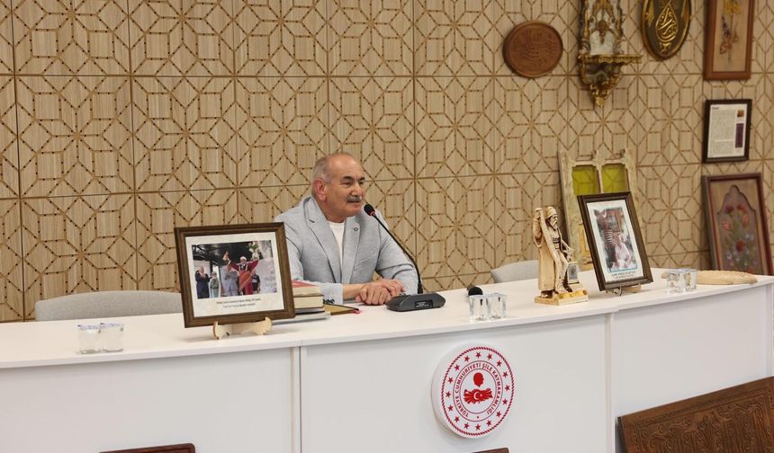 Ahşap Sanatçısı Suat Yazıcı'dan "Ağaçla Bir Ömür" Söyleşisi