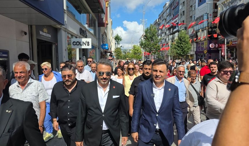 ÇELİK ÜMRANİYE’DE ÇARŞI-PAZAR ZİYARETLERİNDE VATANDAŞLA BULUŞTU..